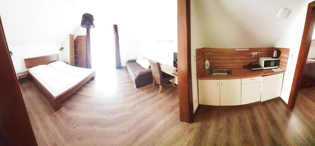 Relax Penzion U Adama Dolna Tizina Экстерьер фото