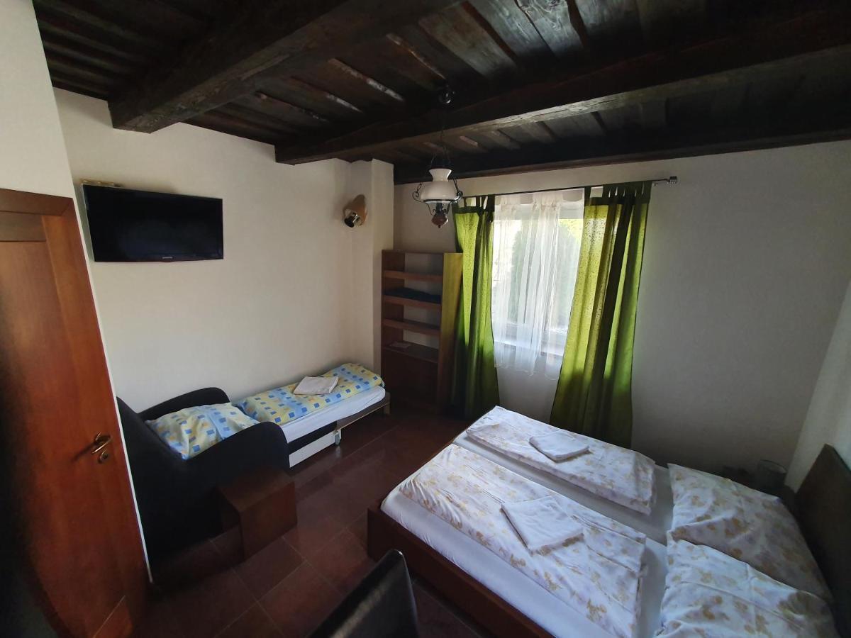 Relax Penzion U Adama Dolna Tizina Экстерьер фото
